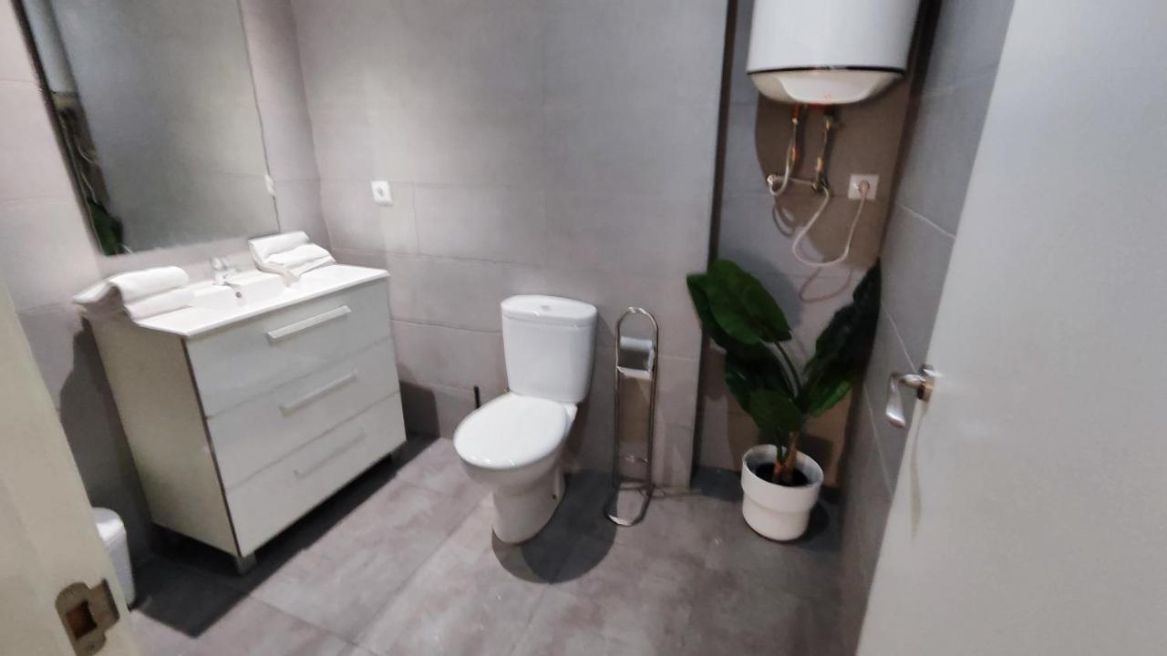 Boutique 2 Apartamento Ave Centro Lleida Eksteriør billede